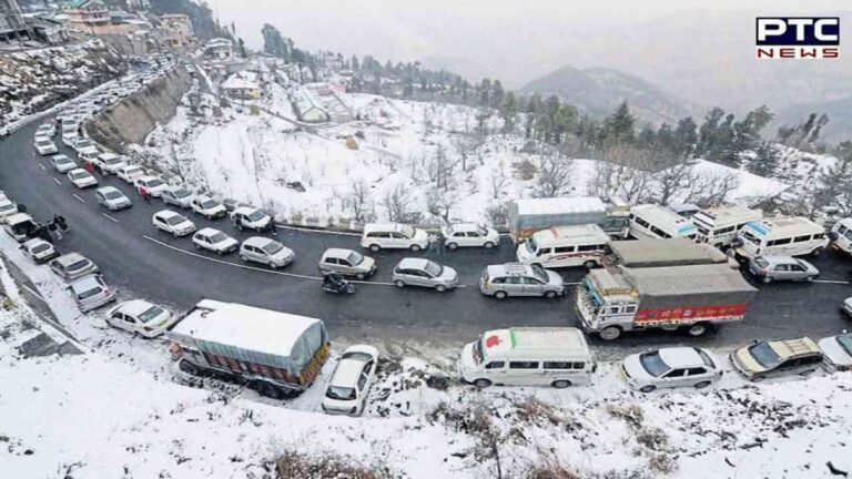 हिमाचल प्रदेश के ऊंचाई वाले क्षेत्रों में बर्फबारी का दौर शुरू, IMD ने किया ऑरेंज अलर्ट | Action Punjab