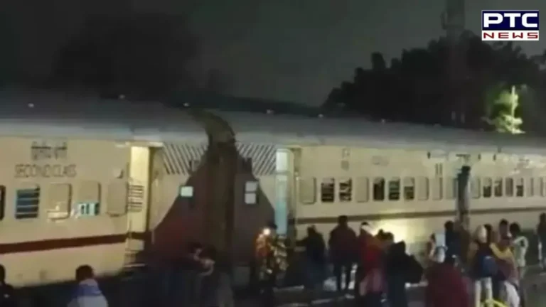 जोधपुर-भोपाल पैसेंजर ट्रेन के पटरी से उतरे दो डिब्बे, यात्रियों में मचा हड़कंप | Action Punjab