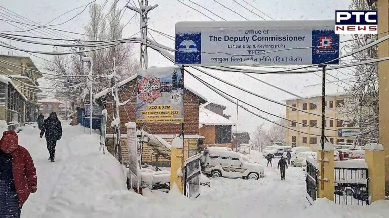लाहौल-स्पीति और कुल्लू में भारी बर्फबारी, 441 सड़कें बंद | ActionPunjab