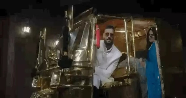 "ਲੁਧਿਆਣਾ ਦੇ ਗੋਲਡਨ ਆਟੋ 'ਚ ਪੰਜਾਬੀ ਗੀਤ ਦੀ ਸ਼ੂਟਿੰਗ: ਗੈਰੀ ਸੰਧੂ ਤੇ ਪ੍ਰਾਂਜਲ ਦਹੀਆ ਨੇ ਗਾਇਆ 'VIP-VIP'"