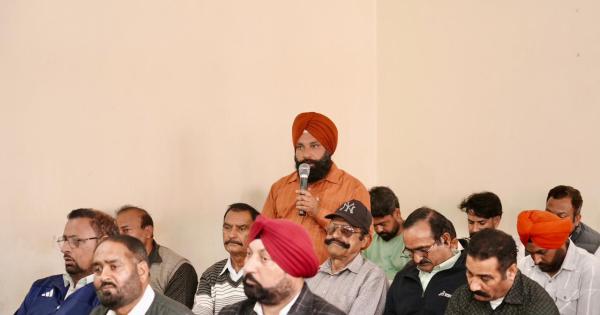 ਪਿੰਡ ਪੱਧਰ 'ਤੇ ਚੌਕਸੀ ਨਾਲ ਨਸ਼ਾ ਤਸਕਰੀ ’ਤੇ ਲੱਗ ਸਕਦੀ ਹੈ ਰੋਕ: ਗੁਲਾਬ ਚੰਦ ਕਟਾਰੀਆ