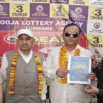 ਐਨਕਾਂ ਠੀਕ ਕਰਵਾਉਣ ਰੁਕਿਆ, ਲੱਗੀ 3 ਕਰੋੜ ਦੀ ਲਾਟਰੀ