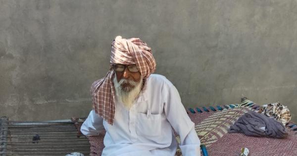 ਕਰਮਗੜ੍ਹ ਦੇ 100 ਸਾਲਾ ਜਗਨ ਸਿੰਘ ਨੇ ਪਹਿਲੀ ਵਾਰ ਕੀਤੇ ਪਵਿੱਤਰ ਨਗਰੀ ਦੇ ਧਾਰਮਿਕ ਸਥਾਨਾਂ ਦੇ ਦਰਸ਼ਨ