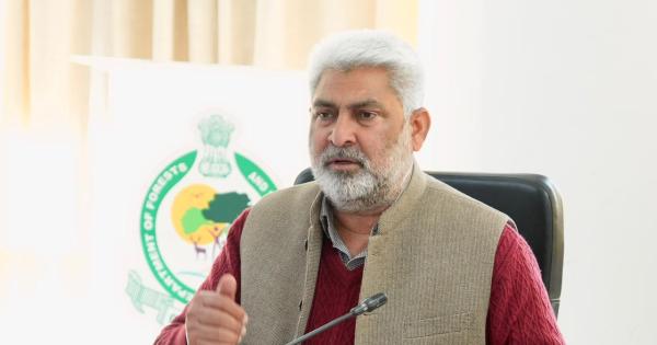 ਪੰਜਾਬ ਸਰਕਾਰ ਕਰਮਚਾਰੀਆਂ ਦੀ ਭਲਾਈ ਲਈ ਪੂਰੀ ਤਰ੍ਹਾਂ ਵਚਨਬੱਧ; ਜੰਗਲਾਤ ਵਿਭਾਗ ਦੇ ਕਰਮਚਾਰੀ ਸਰਕਾਰ ਦਾ ਅਨਿੱਖੜਵਾਂ ਅੰਗ: ਲਾਲ ਚੰਦ ਕਟਾਰੂਚੱਕ