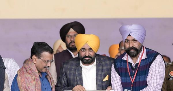 ਅਕਾਲੀ, ਭਾਜਪਾ ਅਤੇ ਕਾਂਗਰਸ ਨੇ ਪੰਜਾਬ ਨੂੰ ਨਸ਼ਿਆਂ ਦੀ ਦਲਦਲ ਵਿੱਚ ਧੱਕਿਆ, ਹੁਣ "ਆਮ ਆਦਮੀ ਪਾਰਟੀ’’ ਬਣਾ ਰਹੀ ਨਸ਼ਾ ਮੁਕਤ ਪੰਜਾਬ-ਕੇਜਰੀਵਾਲ