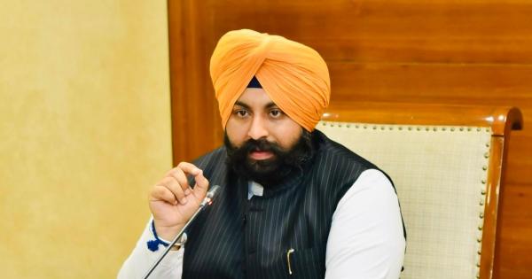 ਭਗਵੰਤ ਮਾਨ ਸਰਕਾਰ ਦੀ ਸਿੱਖਿਆ ਕ੍ਰਾਂਤੀ ਦੇ ਇਤਿਹਾਸਕ ਨਤੀਜੇ ਸਾਹਮਣੇ ਆਉਣ ਲੱਗੇ, ਸਰਕਾਰੀ ਸਕੂਲਾਂ ਦੇ 305 ਵਿਦਿਆਰਥੀ ਨੇ ਪਾਸ ਕੀਤਾ ਜੇ.ਈ.ਈ. ਮੇਨਜ਼ : ਹਰਜੋਤ ਸਿੰਘ ਬੈਂਸ