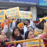 ਲੁਧਿਆਣਾ 'ਚ ਹਰਿਆਣਾ ਦੇ ਮੁੱਖ ਮੰਤਰੀ ਸੈਣੀ ਦਾ ਕਾਲੇ ਝੰਡਿਆਂ ਨਾਲ ਸਵਾਗਤ: 'ਆਪ' ਨੇ ਭਾਜਪਾ ਨੂੰ ਦੱਸਿਆ 'ਪੰਜਾਬ ਵਿਰੋਧੀ'