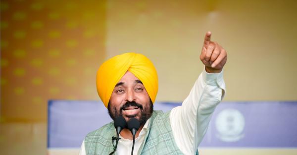 ਅਕਾਲੀ ਅਤੇ ਕਾਂਗਰਸ ਸਰਕਾਰਾਂ ਨੇ ਪੰਜਾਬ ਦੇ ਬੱਚਿਆਂ ਨੂੰ ਜਾਣ-ਬੁੱਝ ਕੇ ਅਨਪੜ੍ਹ ਰੱਖਿਆ: ਭਗਵੰਤ ਮਾਨ