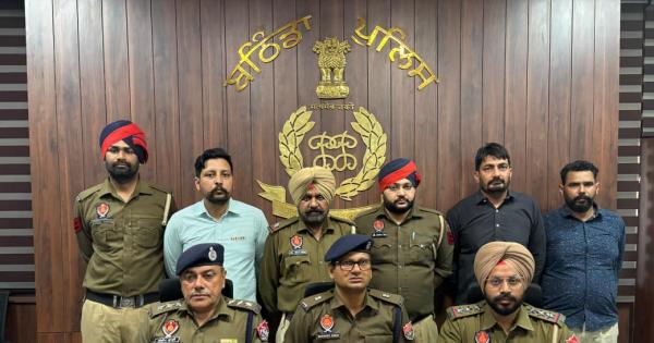 ਬਠਿੰਡਾ ਪੁਲਿਸ ਨੇ ਦੋ ਵਿਅਕਤੀਆਂ ਨੂੰ 8,27,600 ਪਰੇਗਾਬਾਲਨ ਕੈਪਸੂਲ ਆਈ.ਪੀ 300 ਐੱਮ.ਜੀ, 20000 ਟਰਾਮਾਡੋਲ ਗੋਲੀਆਂ  ਸਮੇਤ ਦਬੋਚਿਆ।