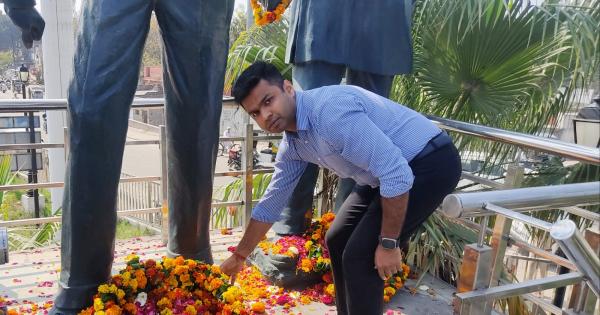 ਡਿਪਟੀ ਕਮਿਸ਼ਨਰ ਨੇ ਸ਼ਹੀਦ-ਏ-ਆਜ਼ਮ  ਭਗਤ ਸਿੰਘ, ਸ਼ਹੀਦ ਰਾਜਗੁਰੂ ਅਤੇ ਸ਼ਹੀਦ ਸੁਖਦੇਵ ਨੂੰ ਸ਼ਹੀਦੀ ਦਿਹਾੜੇ ਮੌਕੇ ਸ਼ਰਧਾ ਦੇ ਫੁੱਲ ਕੀਤੇ ਭੇਂਟ