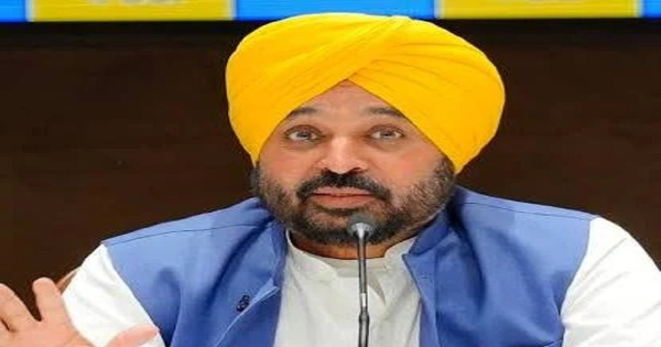 ਅਰਬ ਦੇਸ਼ਾਂ 'ਚ ਫਸੇ ਪੰਜਾਬੀਆਂ ਲਈ ਮਦਦ: ਸਰਕਾਰ ਨੇ ਜਾਰੀ ਕੀਤਾ ਹੈਲਪਲਾਈਨ ਨੰਬਰ