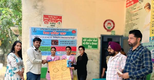 ਵਿਸ਼ਵ ਗਲੋਕੋਮਾ ਹਫ਼ਤੇ ਦੌਰਾਨ ਹੋਏ ਪੋਸਟਰ ਮੇਕਿੰਗ ਮੁਕਾਬਲੇ 'ਚ ਹਿੱਸਾ ਲੈਣ ਵਾਲੇ ਵਿਦਿਆਰਥੀ ਸਨਮਾਨਿਤ