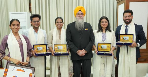 ਸਪੀਕਰ ਵੱਲੋਂ ਪੰਜਾਬ ਵਿਧਾਨ ਸਭਾ ਹਾਲ ਵਿੱਚ ਮੌਜੂਦਾ ਵਿਧਾਇਕਾਂ ਦੀਆਂ ਲਗਾਈਆਂ ਫੋਟੋਆਂ ਦਾ ਉਦਘਾਟਨ