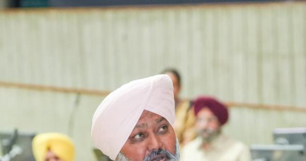 ਕਾਂਗਰਸੀ ਵਿਧਾਇਕ ਵੱਲੋਂ ਸਪੀਕਰ, ਮੰਤਰੀਆਂ ਅਤੇ 'ਆਪ' ਵਿਧਾਇਕਾਂ ਨੂੰ 'ਬੰਧੂਆ ਮਜ਼ਦੂਰ' ਕਹਿਣਾ ਸੰਵਿਧਾਨ ਅਤੇ ਲੋਕ ਫਤਵੇ ਦਾ ਅਪਮਾਨ: ਹਰਪਾਲ ਸਿੰਘ ਚੀਮਾ