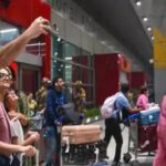 ਇਜ਼ਰਾਈਲ-ਈਰਾਨ ਜੰਗ: ਦਿੱਲੀ ਤੋਂ 80 ਅੰਤਰਰਾਸ਼ਟਰੀ ਉਡਾਣਾਂ ਰੱਦ, ਸ਼੍ਰੀਨਗਰ 'ਚ ਬਾਜ਼ਾਰ ਬੰਦ