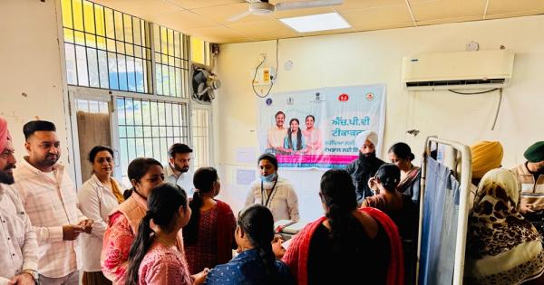 ਸਰਕਾਰੀ ਸਿਹਤ ਸੰਸਥਾਵਾਂ ਚ ਬਿਲਕੁਲ ਮੁਫ਼ਤ ਲੱਗੇਗੀ ਵੈਕਸੀਨ : ਸਿਵਲ  ਸਰਜਨ ਡਾ. ਗੁਰਪ੍ਰੀਤ ਸਿੰਘ ਰਾਏ