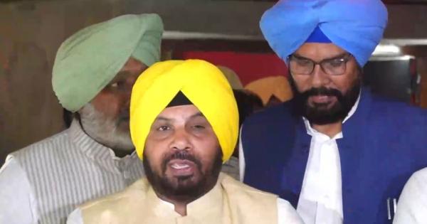 ਕਾਂਗਰਸ ਵੱਲੋਂ ਰਾਜਪਾਲ ਦੇ ਭਾਸ਼ਣ ਦਾ ਬਾਈਕਾਟ ਕਰਨਾ ਸਾਬਤ ਕਰਦਾ ਹੈ ਕਿ ਉਹ ਪੰਜਾਬ ਦੀ ਤਰੱਕੀ ਨੂੰ ਬਰਦਾਸ਼ਤ ਨਹੀਂ ਕਰ ਸਕਦੇ: ਕੈਬਨਿਟ ਮੰਤਰੀ