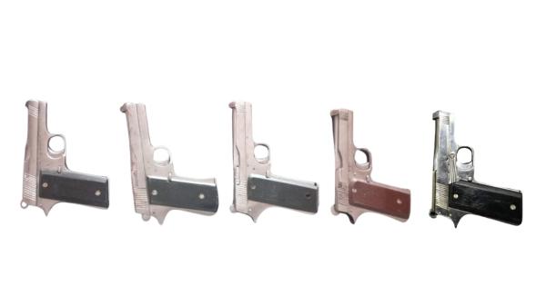 ਫਿਲੀਪੀਨਜ਼ ਅਤੇ ਯੂ.ਏ.ਈ. ਨਾਲ ਜੁੜੇ ਹਥਿਆਰ ਸਪਲਾਈ ਮਾਡਿਊਲ ਦਾ ਕਪੂਰਥਲਾ ਵਿੱਚ ਪਰਦਾਫ਼ਾਸ਼ ; ਇੱਕ ਨਾਬਾਲਗ਼ ਸਮੇਤ 2 ਵਿਅਕਤੀ 5 ਪਿਸਤੌਲਾਂ ਨਾਲ ਕਾਬੂ