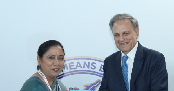 ਪ੍ਰਗਤੀਸ਼ੀਲ ਪੰਜਾਬ ਨਿਵੇਸ਼ ਸੰਮੇਲਨ–2026 ਦੌਰਾਨ ਪਲਾਸਟਿਕ ਅਤੇ ਵਿਸ਼ੇਸ਼ ਕੈਮੀਕਲ ਖੇਤਰ ਵਿੱਚ ਟਿਕਾਊ ਵਿਕਾਸ ਦੀਆਂ ਸੰਭਾਵਨਾਵਾਂ ਦੀ ਖੋਜ ਕਰ ਰਿਹਾ ਹੈ ਪੰਜਾਬ