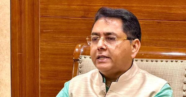 ਆਪ ਸਰਕਾਰ ਦੋਸ਼ਾਂ 'ਤੇ ਤੇਜ਼ੀ ਨਾਲ ਕਾਰਵਾਈ ਕਰਦੀ ਹੈ, ਜਵਾਬਦੇਹੀ ਯਕੀਨੀ ਬਣਾਉਂਦੀ ਹੈ, ਭਾਜਪਾ ਦੀ ਅਗਵਾਈ ਵਾਲੀ ਹਰਿਆਣਾ ਸਰਕਾਰ ਏਡੀਜੀਪੀ ਦੀ ਦੁਖਦਾਈ ਖੁਦਕੁਸ਼ੀ ਦੇ ਦੋਸ਼ੀਆਂ ਨੂੰ ਬਚਾ ਰਹੀ ਹੈ: ਅਮਨ ਅਰੋੜਾ