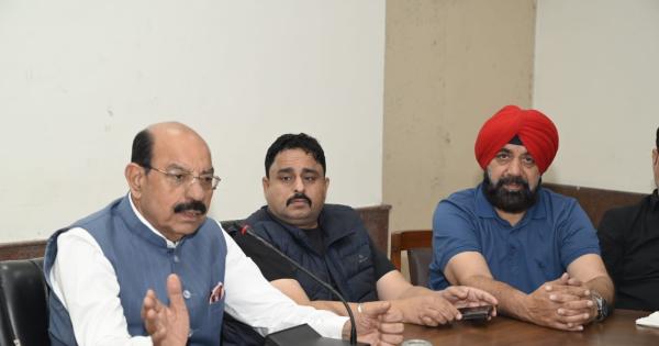 ਕੈਬਨਿਟ ਮੰਤਰੀ ਮੋਹਿੰਦਰ ਭਗਤ ਵੱਲੋਂ ਪੁਲਿਸ ਨੂੰ ‘ਯੁੱਧ ਨਸ਼ਿਆਂ ਵਿਰੁੱਧ’ ਤਹਿਤ ਨਸ਼ਾ ਵਿਰੋਧੀ ਕਾਰਵਾਈ ਤੇਜ਼ ਕਰਨ ਦੇ ਨਿਰਦੇਸ਼