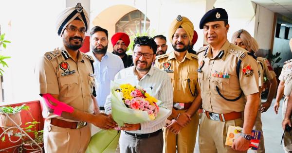 ਡਾ. ਰਵਜੋਤ ਸਿੰਘ ਨੇ ਜੇਲ੍ਹ ਵਿਭਾਗ ਦੀ ਕਾਰਗੁਜ਼ਾਰੀ ਦੀ ਸਮੀਖਿਆ, ਜੇਲ੍ਹ ਸੁਪਰਡੈਂਟਾਂ ਨਾਲ ਕੀਤੀ ਮੀਟਿੰਗ