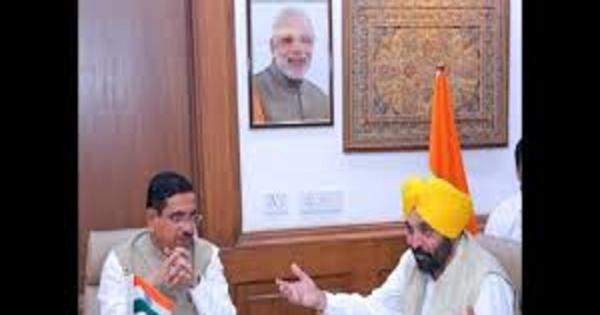 ਮੁੱਖ ਮੰਤਰੀ ਭਗਵੰਤ ਮਾਨ ਦੀ ਕੇਂਦਰੀ ਮੰਤਰੀ ਪ੍ਰਹਿਲਾਦ ਜੋਸ਼ੀ ਨਾਲ ਦਿੱਲੀ ਵਿੱਚ ਮੀਟਿੰਗ