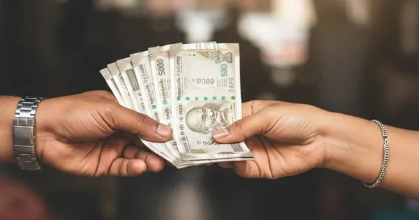 ਵਿਜੀਲੈਂਸ ਬਿਊਰੋ ਵੱਲੋਂ 33,500 ਰੁਪਏ  ਰਿਸ਼ਵਤ ਲੈਂਦਾ ਸਹਾਇਕ ਸਬ -ਇੰਸਪੈਕਟਰ ਰੰਗੇ ਹੱਥੀਂ ਕਾਬੂ