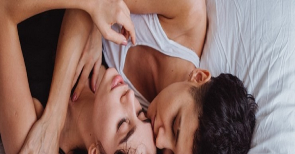 ਪਹਿਲੀ ਵਾਰ ਸਰੀਰਕ ਸਬੰਧ ਬਣਾਉਣ ਵੇਲੇ ਨਾ ਕਰੋ ਇਹ ਗਲਤੀਆਂ; ਰਿਸ਼ਤੇ ਵਿੱਚ ਆ ਸਕਦੀ ਹੈ ਦੂਰੀ