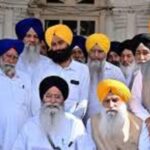 ਅੰਮ੍ਰਿਤਸਰ: SGPC ਮੈਂਬਰਾਂ ਦੀ ਅਕਾਲ ਤਖ਼ਤ ਸਾਹਿਬ ਵਿਖੇ ਪਹੁੰਚ, ਸੁਖਬੀਰ ਬਾਦਲ ਨੂੰ ਮੁੜ ਤਲਬ ਕਰਕੇ 'ਤਨਖ਼ਹੀਆ' ਕਰਾਰ ਦੇਣ ਦੀ ਮੰਗ