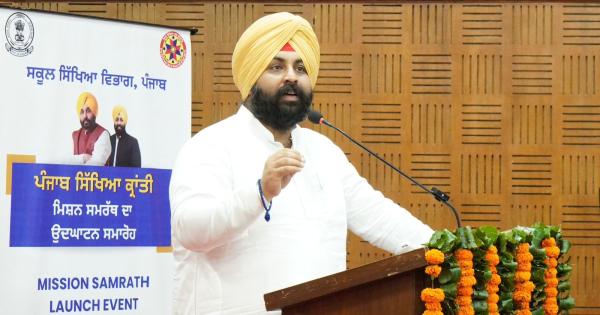 ਦੇਸ਼ ਦੀ ਅਗਵਾਈ ਤੋਂ ਆਲਮੀ ਉੱਤਮਤਾ ਤੱਕ: ਪੰਜਾਬ ਸਰਕਾਰ ਨੇ ਹਾਜ਼ਰੀ ਨਾਲ ਸਬੰਧਤ ਸੁਧਾਰਾਂ ਨਾਲ ਮਿਸ਼ਨ ਸਮਰੱਥ 2026-27 ਦੀ ਕੀਤੀ ਸ਼ੁਰੂਆਤ