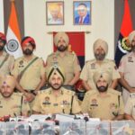 ਅੰਮ੍ਰਿਤਸਰ ਵਿੱਚ ਸਰਹੱਦ ਪਾਰੋਂ ਚੱਲ ਰਹੇ ਗੈਰ-ਕਾਨੂੰਨੀ ਹਥਿਆਰ ਤਸਕਰੀ ਮਾਡਿਊਲ ਨਾਲ ਜੁੜੇ ਤਿੰਨ ਵਿਅਕਤੀ ਕਾਬੂ; 6 ਪਿਸਤੌਲ ਬਰਾਮਦ