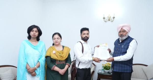 ਭਗਵੰਤ ਮਾਨ ਸਰਕਾਰ ਮੁਲਾਜ਼ਮਾਂ ਦੀਆਂ ਜਾਇਜ਼ ਮੰਗਾਂ ਨੂੰ ਬਿਨਾਂ ਕਿਸੇ ਦੇਰੀ ਦੇ ਹੱਲ ਕਰਨ ਲਈ ਵਚਨਬੱਧ: ਹਰਪਾਲ ਸਿੰਘ ਚੀਮਾ