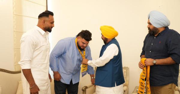 ਰੁਸਤਮ-ਏ-ਹਿੰਦ ਪਹਿਲਵਾਨ ਪ੍ਰੀਤਪਾਲ ਫਗਵਾੜਾ ‘ਆਪ’ ਵਿੱਚ ਸ਼ਾਮਲ