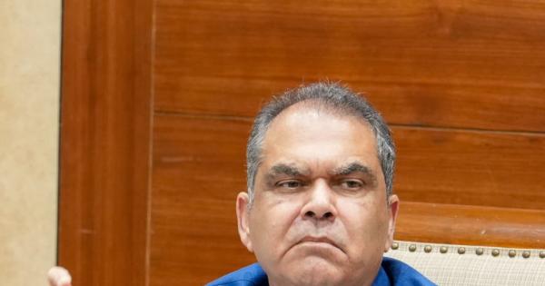 ਹਲਵਾਰਾ ਹਵਾਈ ਅੱਡਾ ਉਡਾਣ ਲਈ ਪੂਰੀ ਤਰ੍ਹਾਂ ਤਿਆਰ; ਬੁਕਿੰਗ ਜਲਦ ਹੋਵੇਗੀ ਸ਼ੁਰੂ, 15 ਮਈ ਤੋਂ ਉਡਾਣਾਂ ਸ਼ੁਰੂ; ਕੈਬਨਿਟ ਮੰਤਰੀ ਸੰਜੀਵ ਅਰੋੜਾ ਨੇ ਪਹਿਲੀਆਂ ਟਿਕਟਾਂ ਕੀਤੀਆਂ ਬੁੱਕ