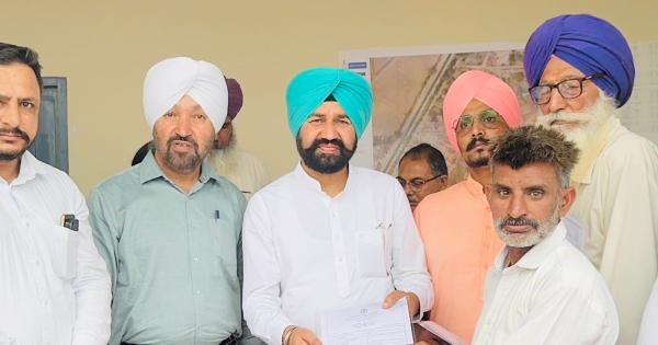 ‘ਮੇਰਾ ਘਰ ਮੇਰੇ ਨਾਮ’ ਸਕੀਮ ਤਹਿਤ 73 ਪਰਿਵਾਰਾਂ ਨੂੰ ਮਿਲੇ ਮਾਲਕਾਨਾ ਹੱਕ