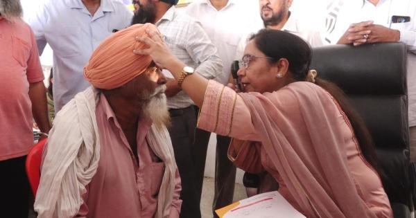 ਕੈਬਨਿਟ ਮੰਤਰੀ ਡਾ. ਬਲਜੀਤ ਕੌਰ ਵੱਲੋਂ ਫਰੀਦਕੋਟ ਵਿੱਚ ਮੁਫ਼ਤ ਅੱਖਾਂ ਦੇ ਚੈਕਅੱਪ ਕੈਂਪ ਦਾ ਆਯੋਜਨ