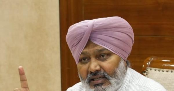 ਮੁੱਖ ਮੰਤਰੀ ਭਗਵੰਤ ਸਿੰਘ ਮਾਨ 6 ਅਪ੍ਰੈਲ ਨੂੰ ਪੀ.ਆਰ.ਟੀ.ਸੀ. ਦੀਆਂ 100 ਨਵੀਆਂ ਬੱਸਾਂ ਨੂੰ ਦਿਖਾਉਣਗੇ ਹਰੀ ਝੰਡੀ, ਪੰਜਾਬ ਦੇ ਜਨਤਕ ਟਰਾਂਸਪੋਰਟ ਨੂੰ ਆਧੁਨਿਕ ਬਣਾਉਣ ਵੱਲ ਵੱਡਾ ਕਦਮ