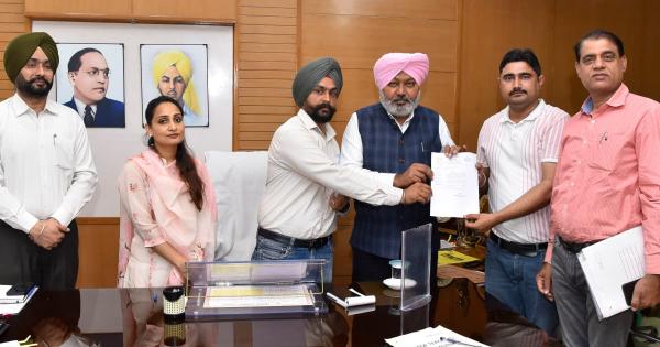ਵਿੱਤ ਮੰਤਰੀ ਹਰਪਾਲ ਸਿੰਘ ਚੀਮਾ ਨੇ ਮੁਲਾਜ਼ਮ ਯੂਨੀਅਨਾਂ ਨਾਲ ਮੰਗਾਂ ਦੇ ਹੱਲ ਲਈ ਗੱਲਬਾਤ