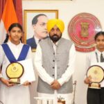 ਪੰਜਾਬ ਦੀਆਂ ਧੀਆਂ ਨੇ 'ਸਿੱਖਿਆ ਕ੍ਰਾਂਤੀ' ਵਿੱਚ ਮੋਹਰੀ ਭੂਮਿਕਾ ਨਿਭਾਈ, ਪੰਜਾਬ ਸਕੂਲ ਸਿੱਖਿਆ ਬੋਰਡ ਦੇ ਅੱਠਵੀਂ ਜਮਾਤ ਦੇ ਨਤੀਜਿਆਂ ਵਿੱਚ ਪਹਿਲੇ 20 ਵਿੱਚੋਂ 19 ਸਥਾਨ ਪ੍ਰਾਪਤ ਕੀਤੇ: ਮੁੱਖ ਮੰਤਰੀ ਭਗਵੰਤ ਸਿੰਘ ਮਾਨ