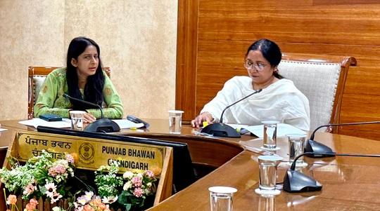 ਆਂਗਣਵਾੜੀ ਵਰਕਰਾਂ ਅਤੇ ਹੈਲਪਰਾਂ ਦੀ ਭਲਾਈ ਨੂੰ ਪੰਜਾਬ ਸਰਕਾਰ ਵੱਲੋਂ ਵਿਸ਼ੇਸ਼ ਤਰਜੀਹ : ਡਾ. ਬਲਜੀਤ ਕੌਰ