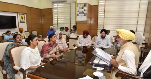 ਵਿੱਤ ਮੰਤਰੀ ਹਰਪਾਲ ਸਿੰਘ ਚੀਮਾ ਵੱਲੋਂ ਮੁਲਾਜ਼ਮ ਯੂਨੀਅਨਾਂ ਨਾਲ ਮੀਟਿੰਗਾਂ, ਜਾਇਜ਼ ਮੰਗਾਂ 'ਤੇ ਜਲਦੀ ਕਾਰਵਾਈ ਦਾ ਦਿੱਤਾ ਭਰੋਸਾ