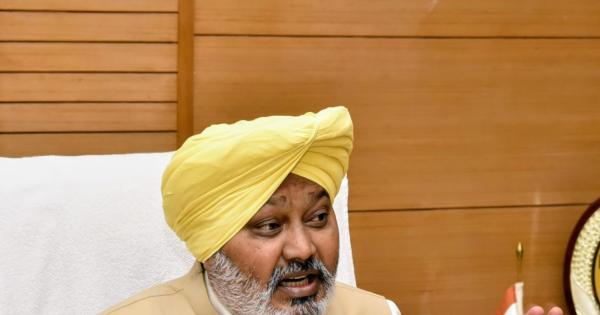 ਭਗਵੰਤ ਮਾਨ ਸਰਕਾਰ ਵੱਲੋਂ ਵਿੱਤੀ ਸਾਲ 2026-27 ਲਈ ਗਰੁੱਪ-ਡੀ ਮੁਲਾਜ਼ਮਾਂ ਨੂੰ ਕਣਕ ਲਈ ਵਿਆਜ ਮੁਕਤ ਕਰਜ਼ਾ ਦੇ ਕੇ ਜ਼ਰੂਰੀ ਲੋੜਾਂ ਲਈ ਸਮੇਂ ਸਿਰ ਸਹਾਇਤਾ ਯਕੀਨੀ ਬਣਾਈ: ਹਰਪਾਲ ਸਿੰਘ ਚੀਮਾ