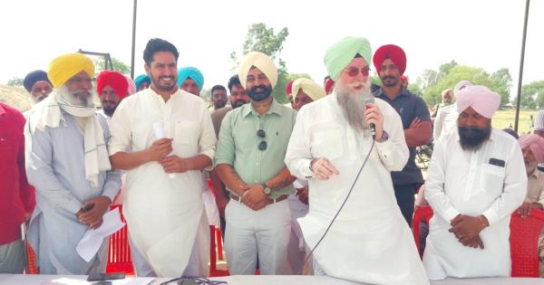 ਸਪੀਕਰ ਸੰਧਵਾਂ ਨੇ ਪਿੰਡ ਖਾਰਾ ਵਿਖੇ ਇੱਕ ਰੋਜ਼ਾ ਕ੍ਰਿਕਟ ਟੂਰਨਾਮੈਂਟ ਵਿੱਚ ਕੀਤੀ ਸ਼ਿਰਕਤ