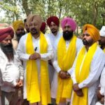 2.30 ਕਰੋੜ ਰੁਪਏ ਦੇ ਵਿਕਾਸ ਕਾਰਜਾਂ ਦੀ ਵਿਧਾਇਕ ਕੁਲਵੰਤ ਸਿੰਘ ਪੰਡੋਰੀ ਅਤੇ ਚੇਅਰਮੈਨ ਦਲਵੀਰ ਸਿੰਘ ਢਿੱਲੋਂ ਵੱਲੋਂ ਸ਼ੁਰੂਆਤ