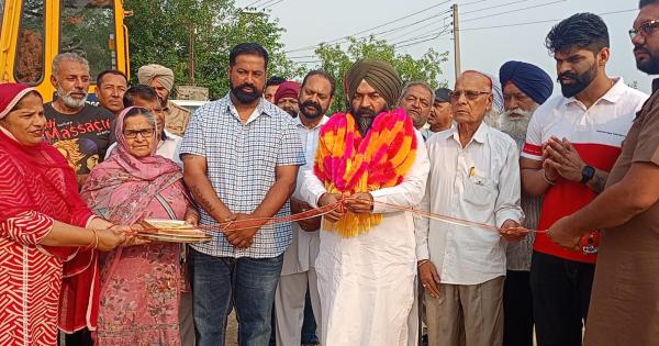ਡਿਪਟੀ ਸਪੀਕਰ ਜੈ ਕ੍ਰਿਸ਼ਨ ਸਿੰਘ ਰੌੜੀ ਵੱਲੋਂ ਪਿੰਡ ਮੋਰਾਂਵਾਲੀ ਵਿੱਚ ਸੜਕ ਦਾ ਉਦਘਾਟਨ, ਵਿਕਾਸ ਕਾਰਜਾਂ ਨੂੰ ਮਿਲੀ ਨਵੀਂ ਰਫ਼ਤਾਰ