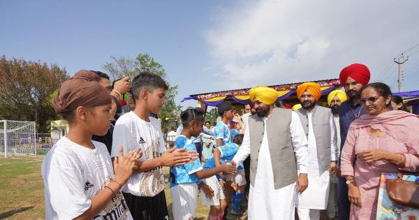 CM ਮਾਨ ਵੱਲੋਂ ਵਿਸ਼ਵ ਪੱਧਰੀ ਸਹੂਲਤਾਂ ਨਾਲ ਲੈਸ 250 ਪੇਂਡੂ ਖੇਡ ਮੈਦਾਨਾਂ ਦਾ ਉਦਘਾਟਨ