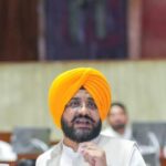 ਅੰਤਰਰਾਸ਼ਟਰੀ ਮਜ਼ਦੂਰ ਦਿਵਸ ਮੌਕੇ ਕਿਰਤ ਮੰਤਰੀ ਤਰੁਨਪ੍ਰੀਤ ਸਿੰਘ ਸੌਂਦ ਵੱਲੋਂ ਘੱਟੋ-ਘੱਟ ਉਜਰਤਾਂ ਦੀਆਂ ਬੇਸਿਕ ਰੇਟ ਵਧਾਉਣ ਸਬੰਧੀ ਮਤਾ ਪੰਜਾਬ ਵਿਧਾਨ ਸਭਾ ਵਿੱਚ ਪੇਸ਼
