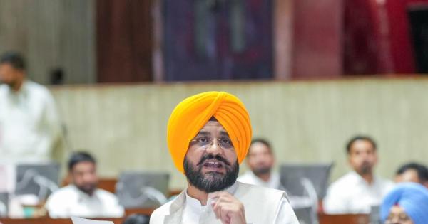 ਅੰਤਰਰਾਸ਼ਟਰੀ ਮਜ਼ਦੂਰ ਦਿਵਸ ਮੌਕੇ ਕਿਰਤ ਮੰਤਰੀ ਤਰੁਨਪ੍ਰੀਤ ਸਿੰਘ ਸੌਂਦ ਵੱਲੋਂ ਘੱਟੋ-ਘੱਟ ਉਜਰਤਾਂ ਦੀਆਂ ਬੇਸਿਕ ਰੇਟ ਵਧਾਉਣ ਸਬੰਧੀ ਮਤਾ ਪੰਜਾਬ ਵਿਧਾਨ ਸਭਾ ਵਿੱਚ ਪੇਸ਼