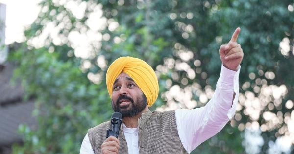 ਮੋਹਾਲੀ ਦੀ ਧਰਤੀ ਤੋਂ ਪੰਜਾਬ ਦੇ ਨੌਜਵਾਨਾਂ ਨੂੰ ਮੁੱਖ ਮੰਤਰੀ ਭਗਵੰਤ ਮਾਨ ਦਾ ਸੁਨੇਹਾ: ਆਪਣਾ ਕਾਰੋਬਾਰ ਸ਼ੁਰੂ ਕਰੋ, ਸਰਕਾਰ ਹਰ ਸੰਭਵ ਮਦਦ ਕਰੇਗੀ